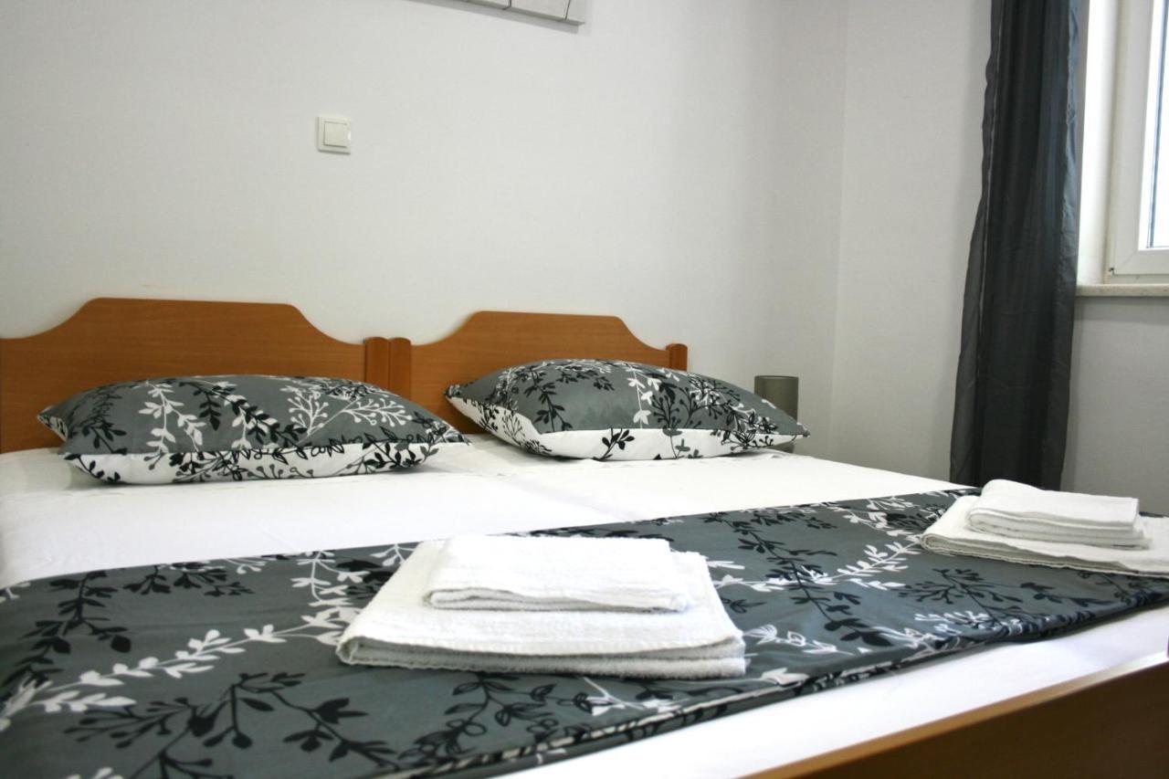Apartments Antea Trogir Extérieur photo